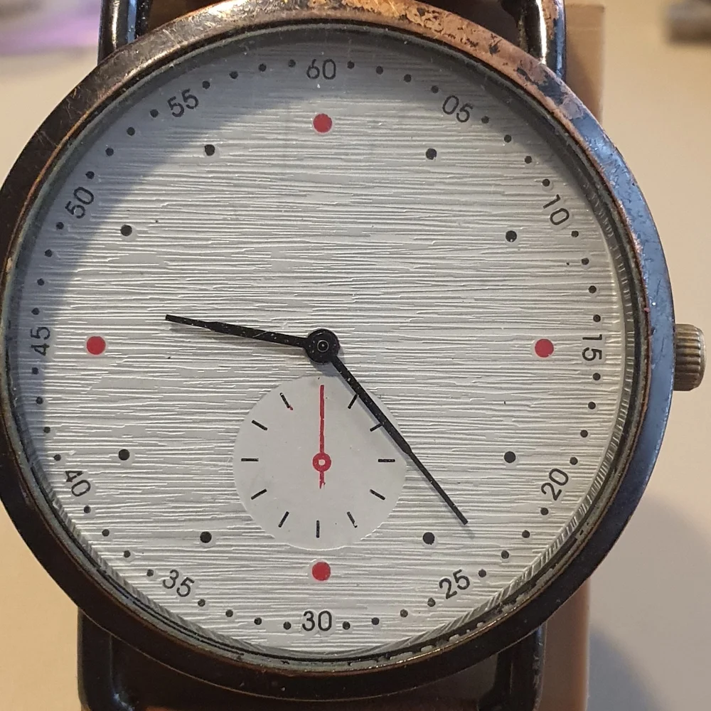 10/$20 Black/Silver Leather Men's Watch